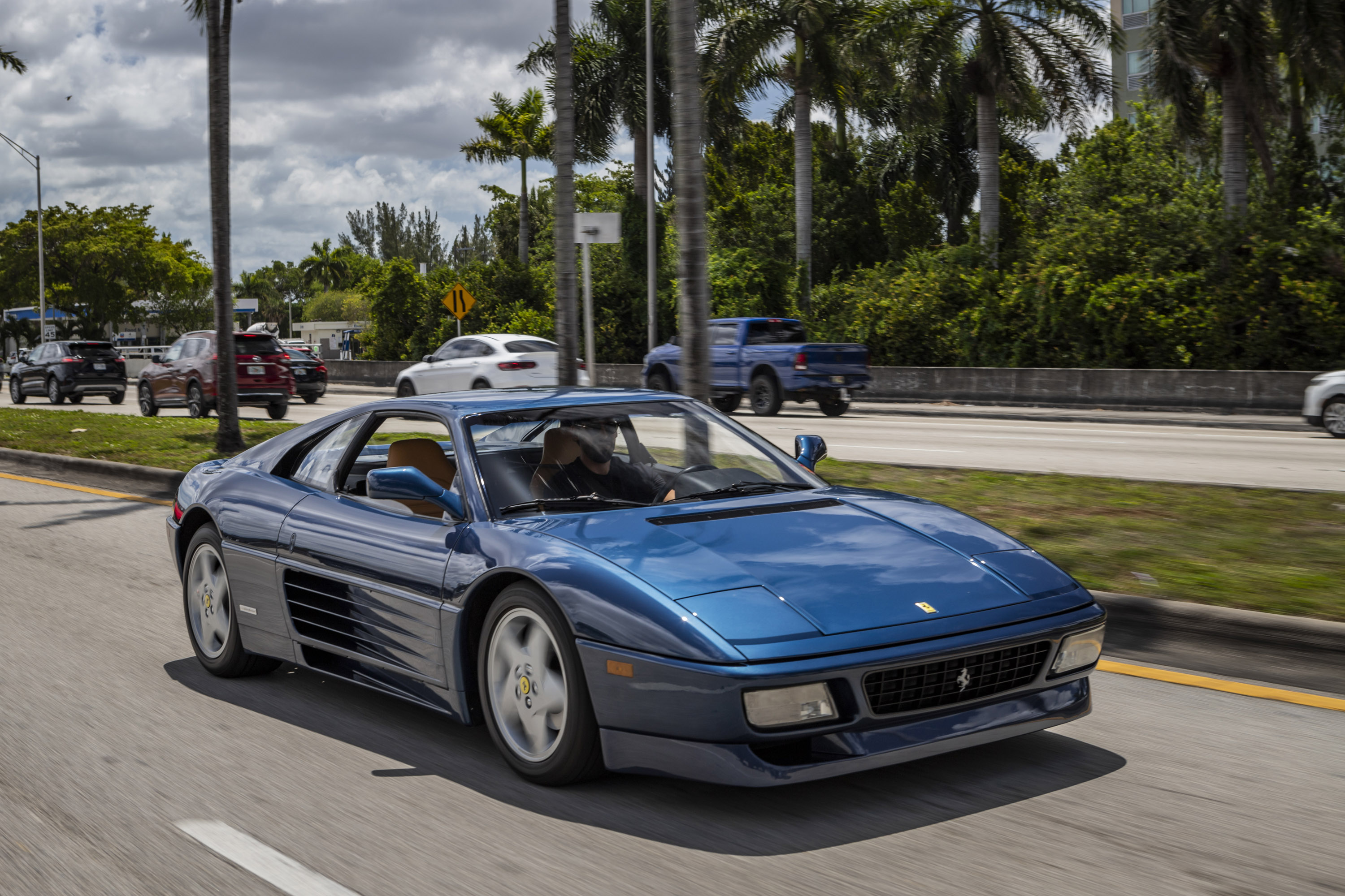 Ferrari 348 TB Speciale (x2) - 38 The Barn Miami y dos Ferrari 348 Speciale...